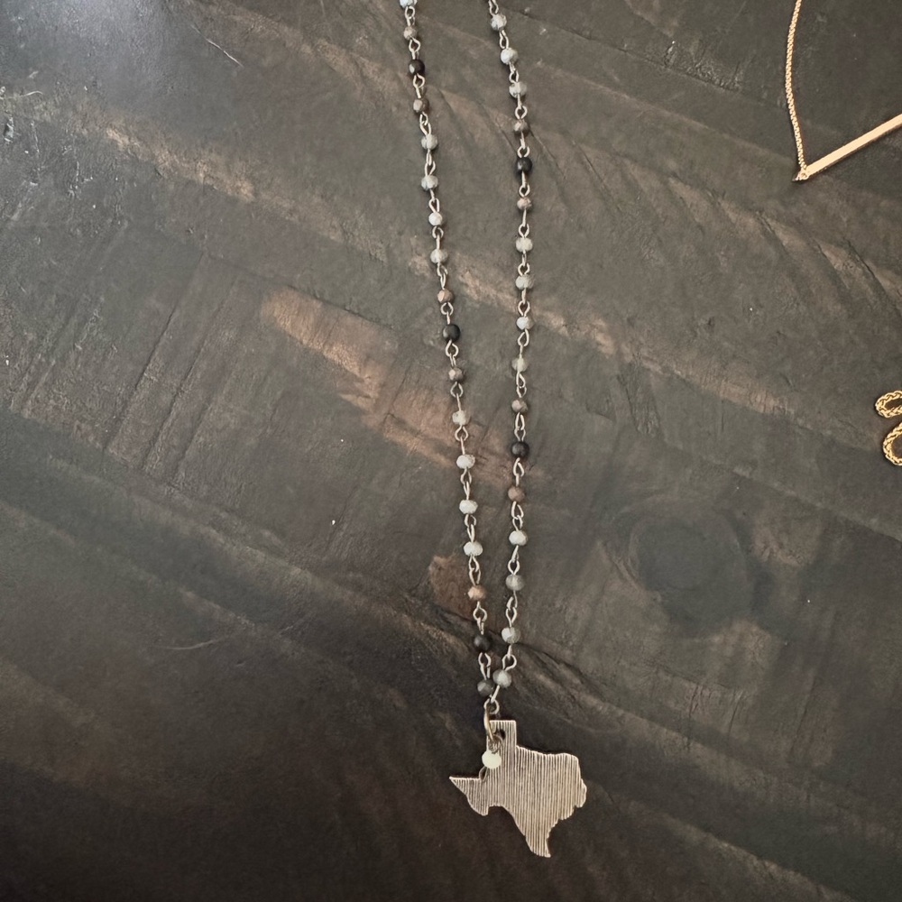 Elegant Silver-Tone Necklace